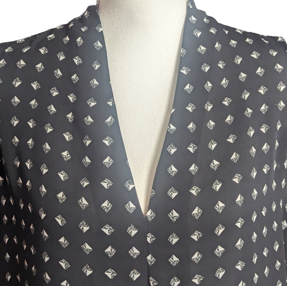 Worthington Sleeveless Top - Picture 2 of 5